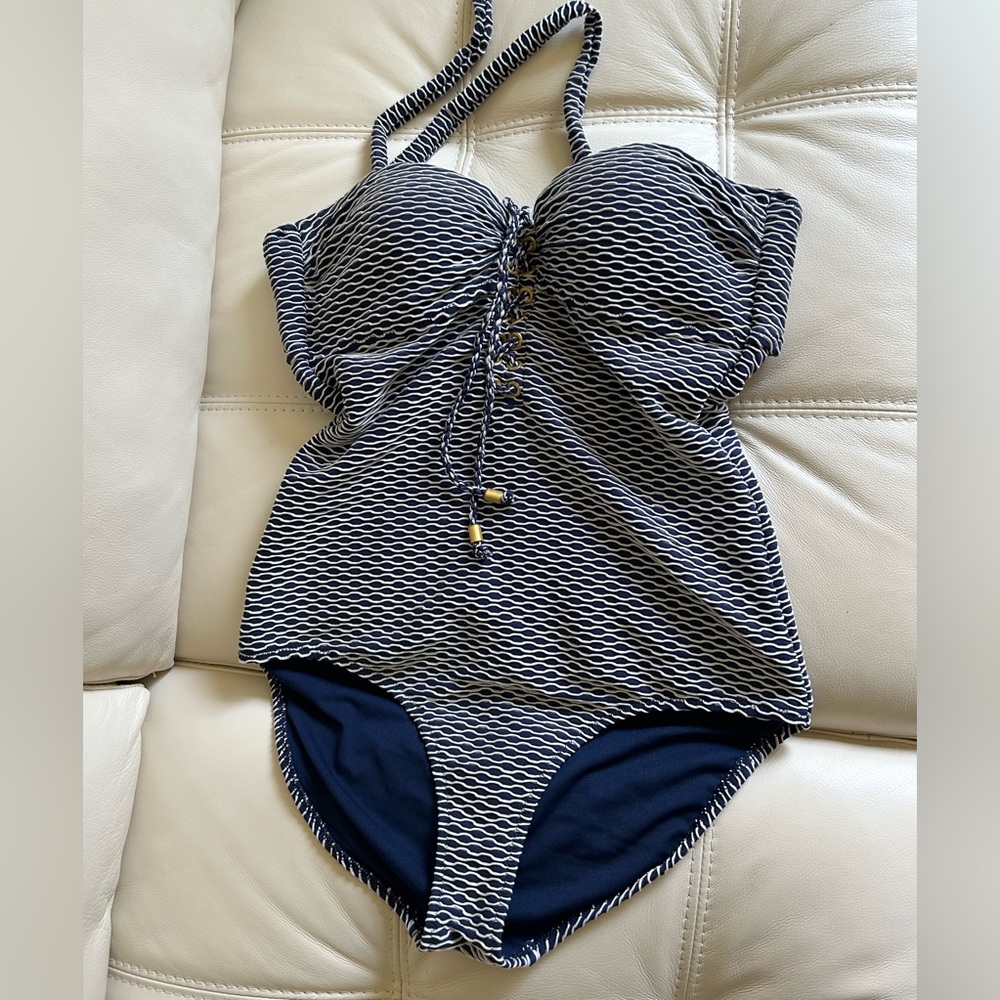 Jessica Simpson One Piece Swimsuit